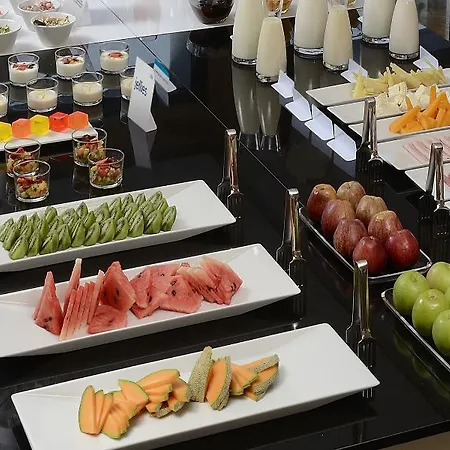 Nh 4* لا سبيتسْيا