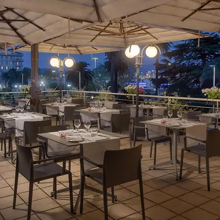 Nh فندق لا سبيتسْيا