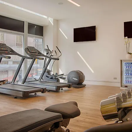 Nh 4* لا سبيتسْيا