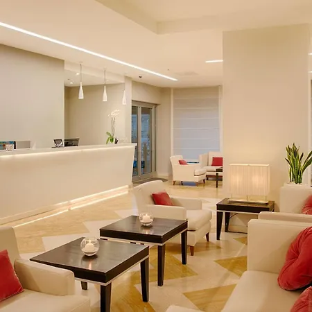 Nh فندق لا سبيتسْيا