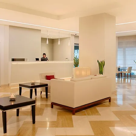 Hotel Nh 4*