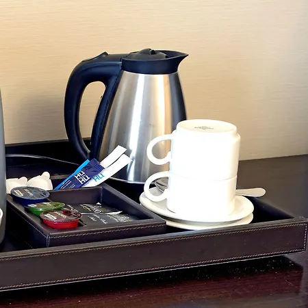 Nh ジョリー ラ スペッツィア 4* ラ・スペツィア