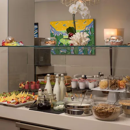 Nh ジョリー ラ スペッツィア 4* ラ・スペツィア