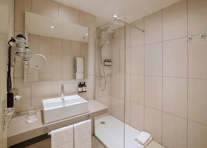 酒店 Nh拉斯伯泽亚酒店