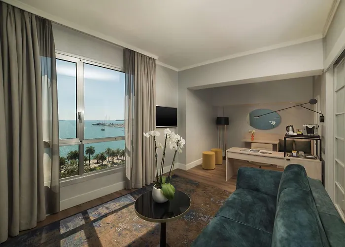 酒店 Nh拉斯伯泽亚酒店