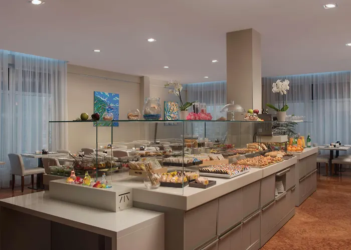 Nh拉斯伯泽亚酒店 酒店