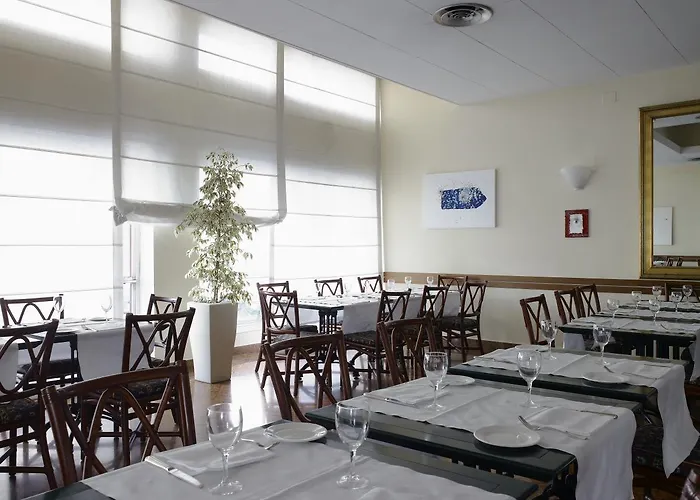 酒店 Nh拉斯伯泽亚酒店 4*