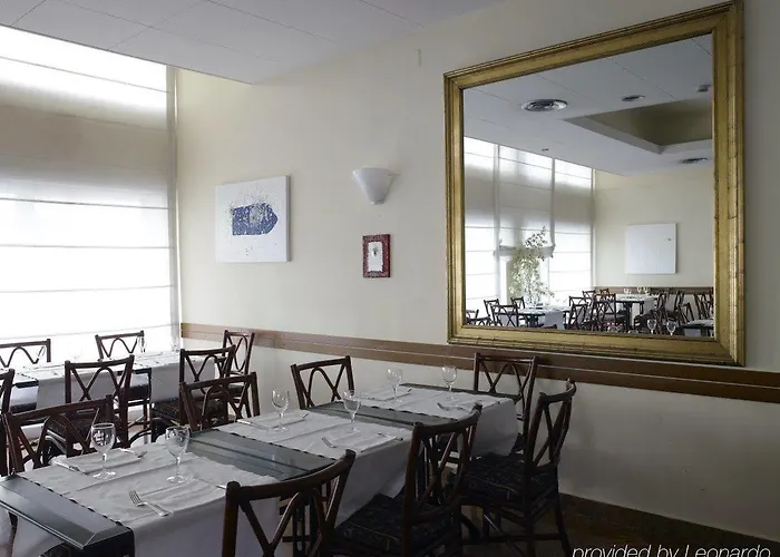 酒店 Nh拉斯伯泽亚酒店 4*