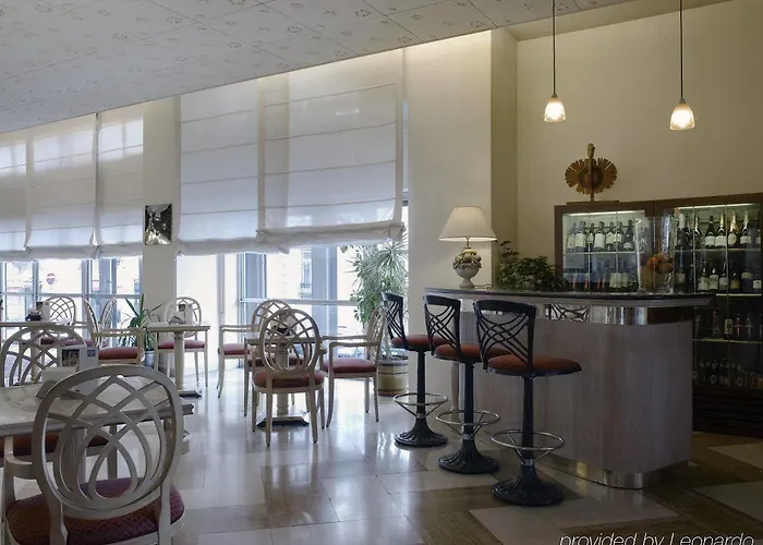 酒店 Nh拉斯伯泽亚酒店