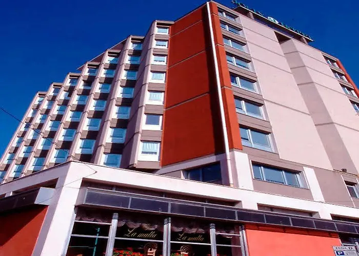 Nh拉斯伯泽亚酒店 4* 斯培西亚