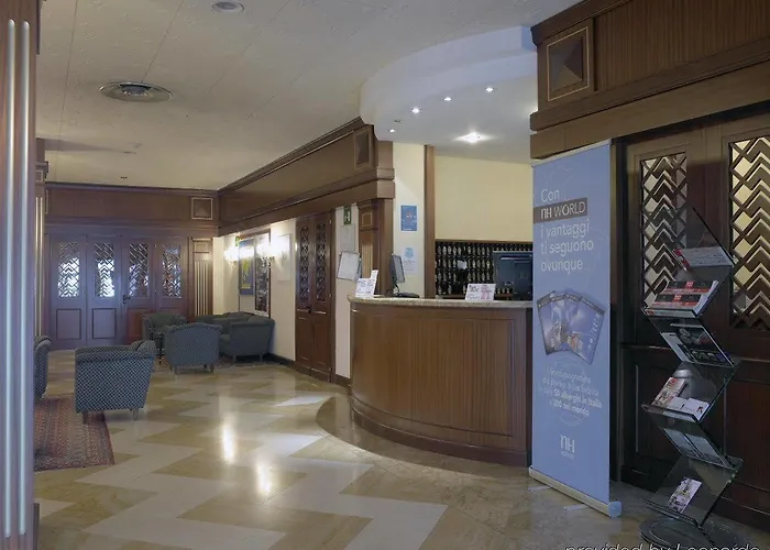 Nh拉斯伯泽亚酒店 4*